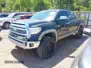 2015 Toyota Tundra Platinum с VIN 5TFAW5F1XFX439058, выставлен на аукционе IAAI как лот 43067362 с пробегом 160 102 миль миль и . История ставок и продаж доступна на DreamBid. Изображение 19.