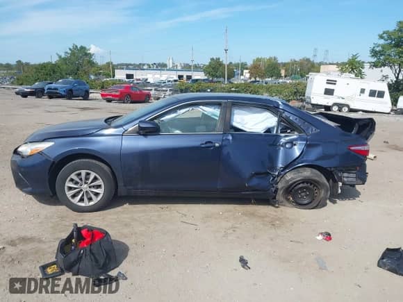 2016 Toyota Camry LE с VIN 4T4BF1FK1GR560507, выставлен на аукционе IAAI как лот 43368524 с пробегом Не указан миль и . История ставок и продаж доступна на DreamBid. Изображение 13.