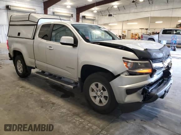 2015 Chevrolet Colorado 2WD WT z VIN 1GCHSAEAXF1223377, wystawiony jako Copart lot #69006245 z przebiegiem 95 148 mil mil oraz Szkoda całkowita • Salvage title. Historia ofert i sprzedaży dostępna na DreamBid. Obrazek 4.