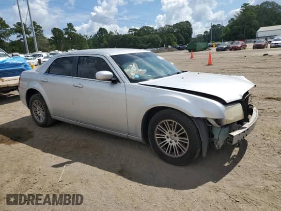 2009 Chrysler 300 Touring с VIN 2C3KA53V99H632051, выставлен на аукционе Copart как лот 66540065 с пробегом 173 340 миль миль и Списание • Salvage title. История ставок и продаж доступна на DreamBid. Изображение 4.