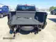 2023 Ram 1500 Tradesman z VIN 1C6SRFGT4PN663433, wystawiony jako IAAI lot #41727248 z przebiegiem 37 470 mil mil oraz . Historia ofert i sprzedaży dostępna na DreamBid. Obrazek 6.