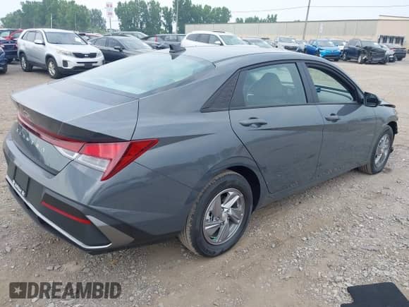 2025 Hyundai Elantra SE with VIN KMHLL4DG0SU025927, listed as a IAAI auction lot 42920176 with 373 mi miles and . Bid and sale history available at DreamBid. Image 4.