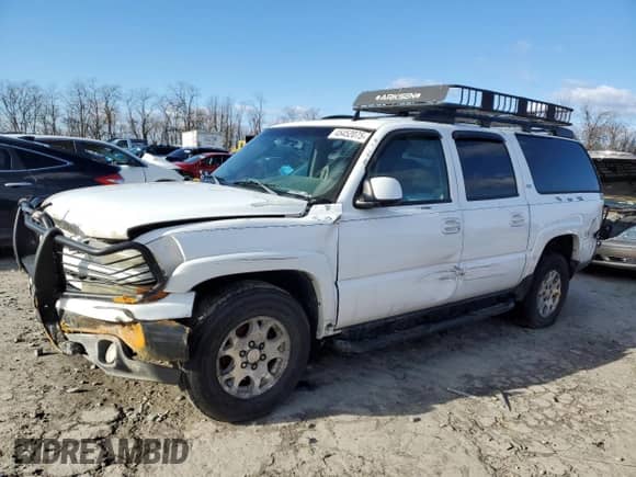 2006 Chevrolet Suburban LT z VIN 1GNFK16Z06J157828, wystawiony jako Copart lot #45452075 z przebiegiem 233 011 mil mil oraz Szkoda całkowita • Salvage title. Historia ofert i sprzedaży dostępna na DreamBid. Obrazek 1.