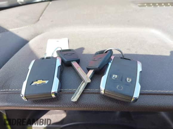 2014 Chevrolet Silverado 1500 LTZ z VIN 1GCVKSECXEZ199169, wystawiony jako IAAI lot #41871765 z przebiegiem 141 516 mil mil oraz . Historia ofert i sprzedaży dostępna na DreamBid. Obrazek 11.