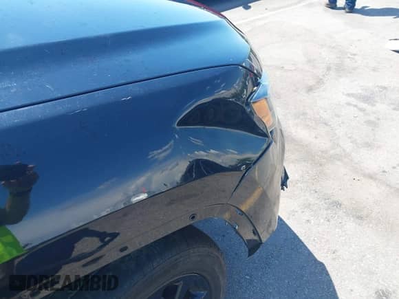 2017 Jeep Grand Cherokee Altitude with VIN 1C4RJFAG4HC927399, listed as a IAAI auction lot 42860731 with 103,692 mi miles and . Bid and sale history available at DreamBid. Image 21.