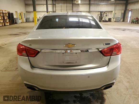 2019 Chevrolet Impala Premier z VIN 2G1105S39K9142521, wystawiony jako Copart lot #66862795 z przebiegiem 137 928 mil mil oraz Czysty tytuł • Clean title. Historia ofert i sprzedaży dostępna na DreamBid. Obrazek 6.
