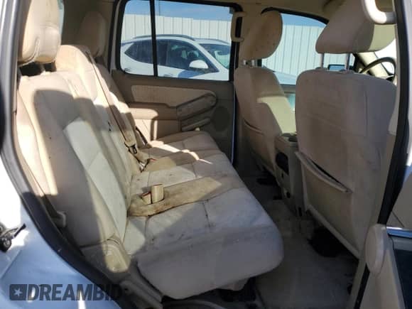 2009 Ford Explorer XLT с VIN 1FMEU73E19UA39465, выставлен на аукционе Copart как лот 88307145 с пробегом 227 325 миль миль и На запчасти • Non repairable. История ставок и продаж доступна на DreamBid. Изображение 11.
