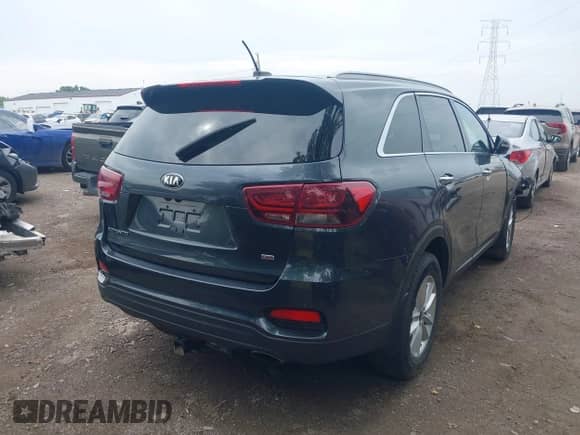 2020 Kia Sorento LX с VIN 5XYPG4A31LG660735, выставлен на аукционе IAAI как лот 42513638 с пробегом 922 791 миль миль и . История ставок и продаж доступна на DreamBid. Изображение 4.
