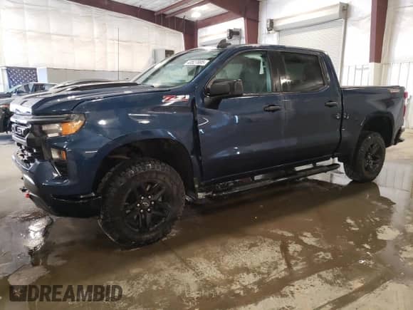 2022 Chevrolet Silverado 1500 Custom Trail Boss с VIN 3GCPDCEK6NG532726, выставлен на аукционе Copart как лот 43527885 с пробегом 21 634 миль миль и Списание • Salvage title. История ставок и продаж доступна на DreamBid. Изображение 1.
