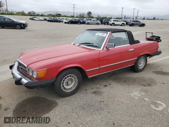 1985 Mercedes-Benz 380 с VIN WDBBA45C9FA017476, выставлен на аукционе Copart как лот 58777585 с пробегом 135 805 миль миль и Списание • Salvage title. История ставок и продаж доступна на DreamBid. Изображение 1.