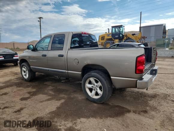 2007 Dodge 1500 SLT with VIN 1D7HU18277S179662, listed as a Copart auction lot 71616575 with 258,961 mi miles and Salvage title. Bid and sale history available at DreamBid. Image 2.