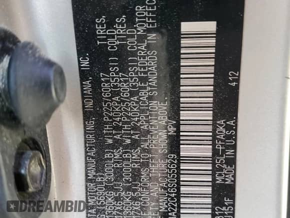 2006 Toyota Sienna XLE z VIN 5TDBA22C46S055629, wystawiony jako Copart lot #67286625 z przebiegiem 294 138 mil mil oraz Szkoda całkowita • Salvage title. Historia ofert i sprzedaży dostępna na DreamBid. Obrazek 13.