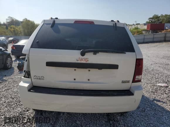 2009 Jeep Grand Cherokee Laredo с VIN 1J8HR48PX9C541580, выставлен на аукционе Copart как лот 80863335 с пробегом 88 773 миль миль и Списание • Salvage title. История ставок и продаж доступна на DreamBid. Изображение 6.