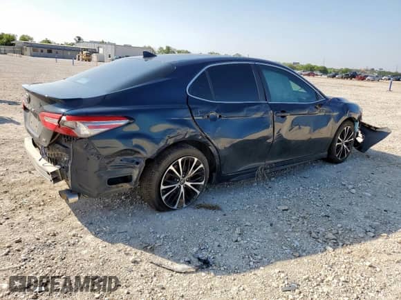 2019 Toyota Camry LE с VIN 4T1B11HK5KU710245, выставлен на аукционе Copart как лот 80063825 с пробегом 166 126 миль миль и Списание • Salvage title. История ставок и продаж доступна на DreamBid. Изображение 3.
