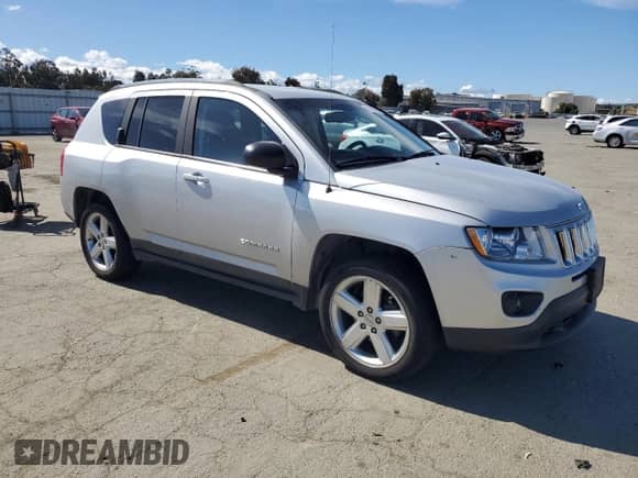 2012 Jeep Compass Limited с VIN 1C4NJCCB5CD508964, выставлен на аукционе Copart как лот 47749995 с пробегом 121 353 миль миль и Списание • Salvage title. История ставок и продаж доступна на DreamBid. Изображение 4.