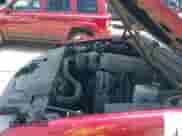 2010 Chevrolet Suburban LT z VIN 1GNUCJE07AR268426, wystawiony jako IAAI lot #42523275 z przebiegiem 252 841 mil mil oraz . Historia ofert i sprzedaży dostępna na DreamBid. Obrazek 21.