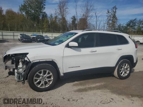 2016 Jeep Cherokee Latitude с VIN 1C4PJMCB0GW341020, выставлен на аукционе Copart как лот 84867825 с пробегом 93 782 миль миль и Списание • Salvage title. История ставок и продаж доступна на DreamBid. Изображение 1.