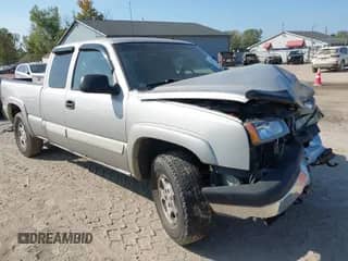 2004 Chevrolet Silverado 1500 Z71 с VIN 2GCEK19T041217979, выставлен на аукционе IAAI как лот 43245065 с пробегом Не указан миль и . История ставок и продаж доступна на DreamBid. Изображение 1.