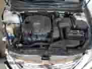 2013 Hyundai Sonata GLS z VIN 5NPEB4AC9DH710474, wystawiony jako Copart lot #71876565 z przebiegiem 116 221 mil mil oraz Szkoda całkowita • Salvage title. Historia ofert i sprzedaży dostępna na DreamBid. Obrazek 11.