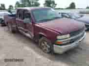 2002 Chevrolet Silverado 1500 LS with VIN 2GCEC19T221106229, listed as a IAAI auction lot 42352463 with 324,514 mi miles and . Bid and sale history available at DreamBid. Image 1.