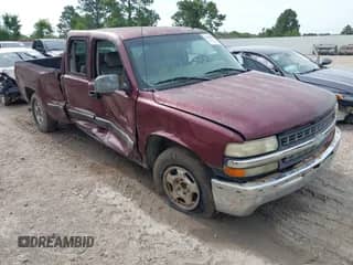 2002 Chevrolet Silverado 1500 LS with VIN 2GCEC19T221106229, listed as a IAAI auction lot 42352463 with 324,514 mi miles and . Bid and sale history available at DreamBid. Image 1.