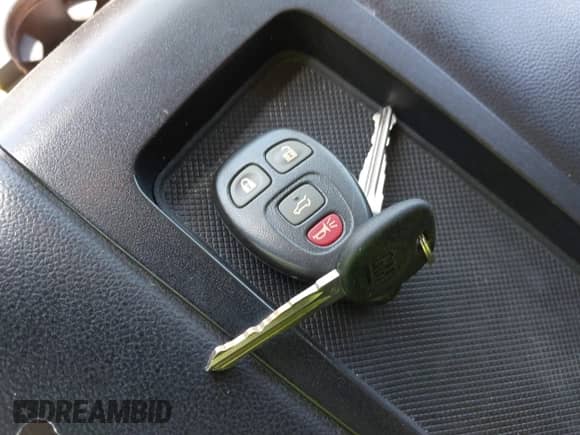 2009 Chevrolet Tahoe 2LT with VIN 1GNFC230X9R214759, listed as a IAAI auction lot 41879645 with 155,344 mi miles and . Bid and sale history available at DreamBid. Image 11.