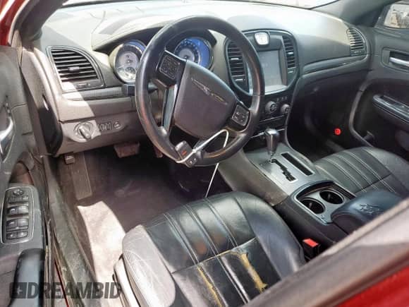 2014 Chrysler 300 S with VIN 2C3CCABT5EH200431, listed as a Copart auction lot 61579395 with 172,173 mi miles and Salvage title. Bid and sale history available at DreamBid. Image 8.