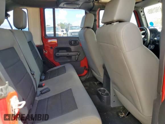 2008 Jeep Wrangler Unlimited X с VIN 1J4GB39158L619915, выставлен на аукционе Copart как лот 61931905 с пробегом 153 665 миль миль и Чистый • Clean title. История ставок и продаж доступна на DreamBid. Изображение 11.