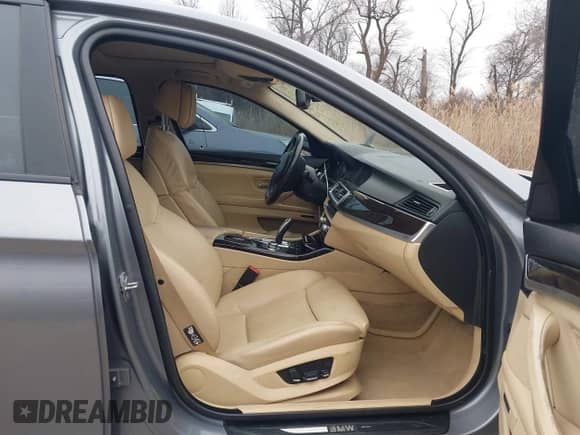 2011 BMW 5 Series 550i xDrive with VIN WBAFU9C55BC783941, listed as a IAAI auction lot 41407701 with 121,440 mi miles and . Bid and sale history available at DreamBid. Image 5.