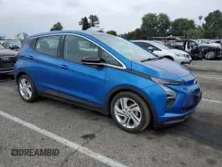 2023 Chevrolet Bolt EV 1LT z VIN 1G1FW6S07P4111164, wystawiony jako Copart lot #55976743 z przebiegiem 4 937 mil mil oraz . Historia ofert i sprzedaży dostępna na DreamBid. Obrazek 4.
