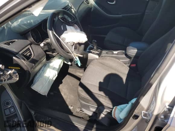 2017 Hyundai Elantra с VIN KMHD35LH0HU357363, выставлен на аукционе Copart как лот 71904875 с пробегом Не указан миль и Списание • Salvage title. История ставок и продаж доступна на DreamBid. Изображение 7.