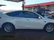 2021 Tesla Model Y Long Range с VIN 5YJYGDEE2MF161838, выставлен на аукционе IAAI как лот 43250955 с пробегом 97 847 миль миль и . История ставок и продаж доступна на DreamBid. Изображение 13.