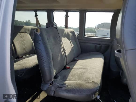 2017 Chevrolet Express Passenger LT with VIN 1GAZGPFG6H1253936, listed as a Copart auction lot 64303325 with 143,823 mi miles and Clean title. Bid and sale history available at DreamBid. Image 11.