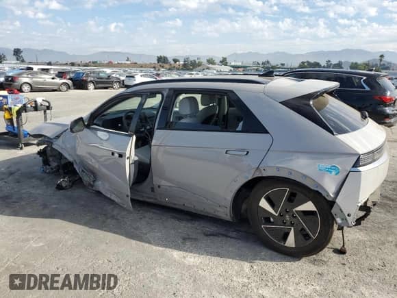 2025 Hyundai Ioniq 5 Limited z VIN 7YAKR4DA2SY007747, wystawiony jako Copart lot #81757195 z przebiegiem 3 874 mil mil oraz Szkoda całkowita • Salvage title. Historia ofert i sprzedaży dostępna na DreamBid. Obrazek 2.