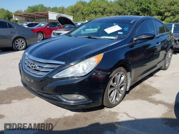 2013 Hyundai Sonata SE с VIN 5NPEC4AB6DH747891, выставлен на аукционе IAAI как лот 43317345 с пробегом 181 070 миль миль и . История ставок и продаж доступна на DreamBid. Изображение 2.