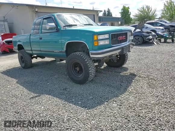 1994 GMC Sierra 1500 с VIN 1GTEK19K7RE564545, выставлен на аукционе Copart как лот 59007525 с пробегом 210 044 миль миль и Списание • Salvage title. История ставок и продаж доступна на DreamBid. Изображение 13.
