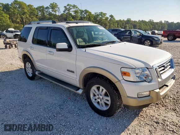 2007 Ford Explorer Eddie Bauer z VIN 1FMEU64E07UB37019, wystawiony jako Copart lot #84895885 z przebiegiem 105 718 mil mil oraz Czysty tytuł • Clean title. Historia ofert i sprzedaży dostępna na DreamBid. Obrazek 4.