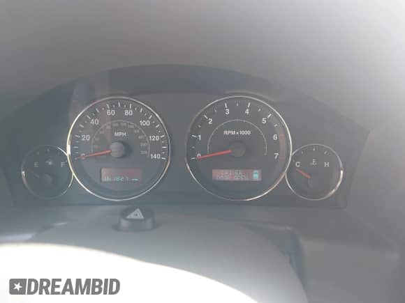 2006 Jeep Commander с VIN 1J8HG48K36C188153, выставлен на аукционе IAAI как лот 43131702 с пробегом 161 827 миль миль и . История ставок и продаж доступна на DreamBid. Изображение 7.