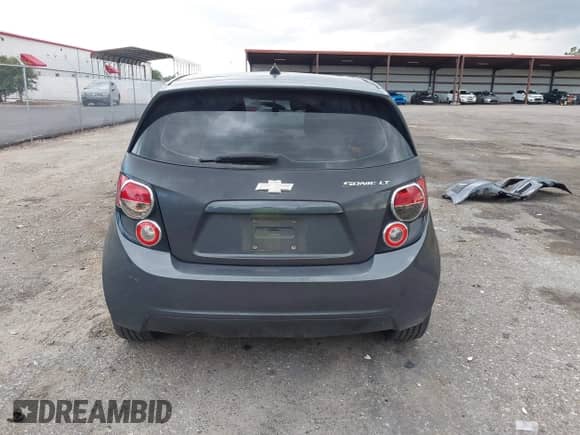 2012 Chevrolet Sonic LT с VIN 1G1JC6SH8C4229226, выставлен на аукционе IAAI как лот 42646628 с пробегом 197 546 миль миль и . История ставок и продаж доступна на DreamBid. Изображение 16.