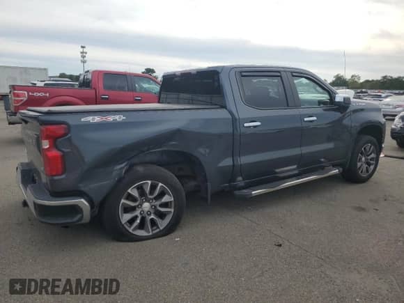 2021 Chevrolet Silverado 1500 LT with VIN 1GCPYDEK6MZ399846, listed as a Copart auction lot 81884325 with 54,300 mi miles and Salvage title. Bid and sale history available at DreamBid. Image 3.