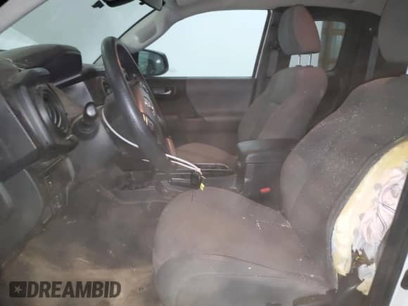 2022 Toyota Tacoma SR with VIN 3TYRX5GNXNT066775, listed as a Copart auction lot 84182905 with 91,145 mi miles and Salvage title. Bid and sale history available at DreamBid. Image 7.