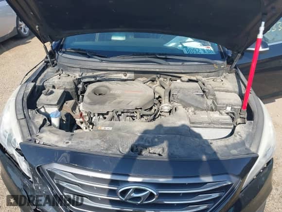 2015 Hyundai Sonata Sport z VIN 5NPE34AB3FH042341, wystawiony jako IAAI lot #43337687 z przebiegiem 112 354 mil mil oraz . Historia ofert i sprzedaży dostępna na DreamBid. Obrazek 10.