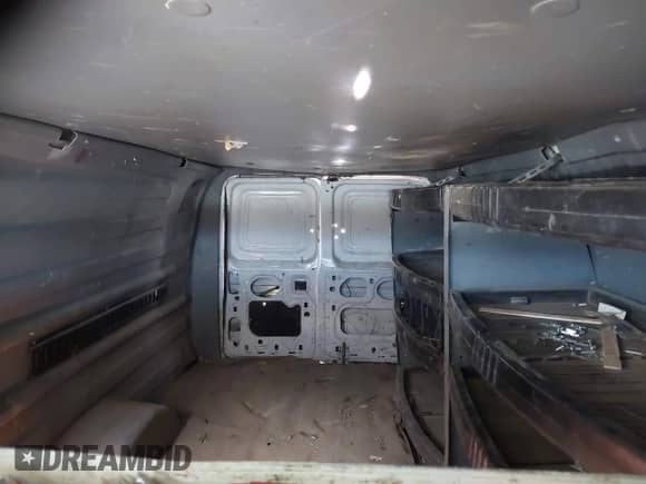 2002 Ford Econoline Cargo с VIN 1FTNS24L42HA88569, выставлен на аукционе IAAI как лот 42900053 с пробегом 364 346 миль миль и . История ставок и продаж доступна на DreamBid. Изображение 8.