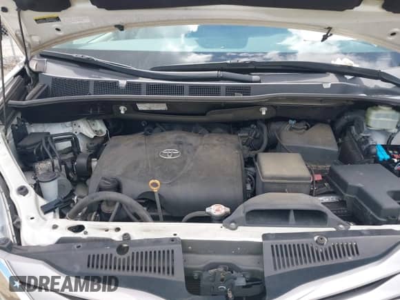 2017 Toyota Sienna XLE with VIN 5TDDZ3DC8HS162481, listed as a IAAI auction lot 43358083 with 117,390 mi miles and . Bid and sale history available at DreamBid. Image 10.