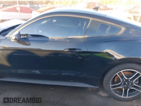 2021 Ford Mustang GT с VIN 1FA6P8CF4M5145769, выставлен на аукционе IAAI как лот 41206785 с пробегом 33 598 миль миль и . История ставок и продаж доступна на DreamBid. Изображение 14.