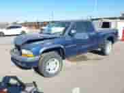 2002 Dodge Dakota Sport с VIN 1B7GG32N42S588254, выставлен на аукционе IAAI как лот 41707333 с пробегом 93 317 миль миль и . История ставок и продаж доступна на DreamBid. Изображение 2.