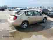 2006 Saturn ION с VIN 1G8AL55F96Z155537, выставлен на аукционе Copart как лот 65701285 с пробегом 130 797 миль миль и Списание • Salvage title. История ставок и продаж доступна на DreamBid. Изображение 3.