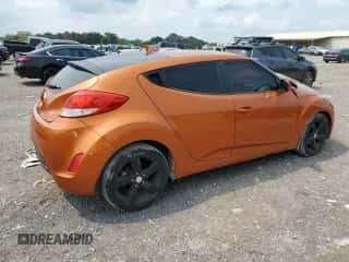 2012 Hyundai Veloster w/Black Int с VIN KMHTC6AD9CU078598, выставлен на аукционе Copart как лот 71725315 с пробегом 132 019 миль миль и Чистый • Clean title. История ставок и продаж доступна на DreamBid. Изображение 3.