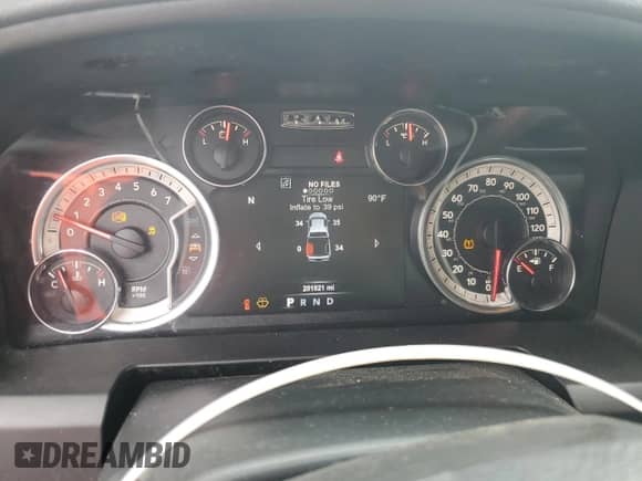 2018 Ram 1500 Big Horn z VIN 1C6RR7GG7JS218717, wystawiony jako Copart lot #67051085 z przebiegiem 201 921 mil mil oraz Szkoda całkowita • Salvage title. Historia ofert i sprzedaży dostępna na DreamBid. Obrazek 9.