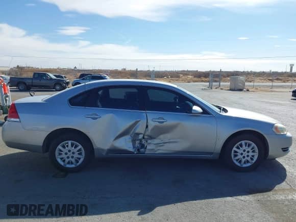 2008 Chevrolet Impala z VIN 2G1WS583X81235160, wystawiony jako IAAI lot #41572405 z przebiegiem 158 822 mil mil oraz . Historia ofert i sprzedaży dostępna na DreamBid. Obrazek 13.